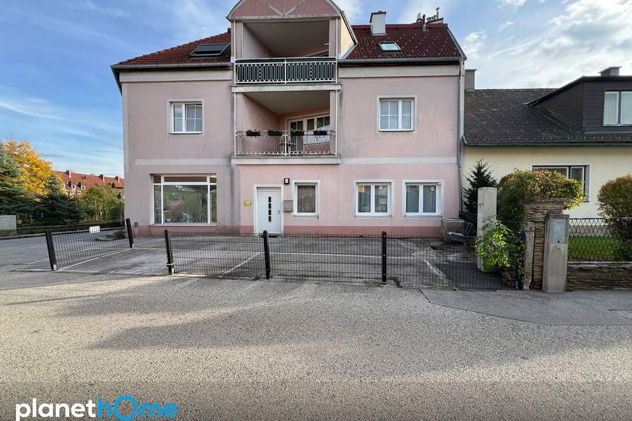 Mitten im Ortskern: Liebevoll renovierte 3-Zimmer-Wohnung mit 2 Parkplätze und barrierefreien Zugang, Wohnung-kauf, 229.500,€, 2551 Baden