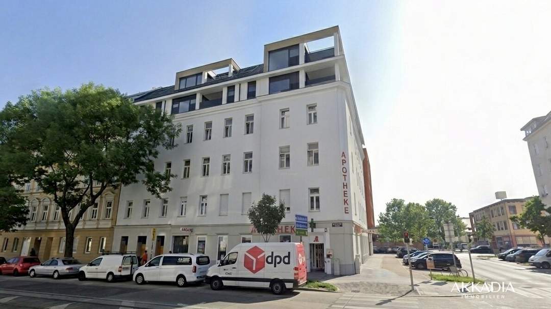 Moderne Dachgeschosswohnung mit Balkon in Brigittenau