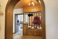 Charmantes Großzügiges Haus in Oberndorf mit 2 Wohneinheiten.