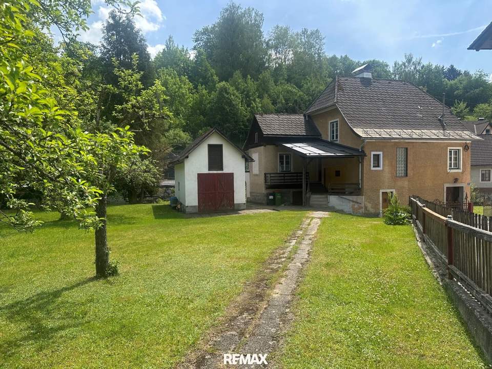Kleines Landhaus mit eigenem E-Werk und schönem Garten