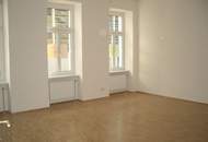 Kapitalanlage mit laufenden Mieteinnahmen, Rendite 4,80 %, Büro mit 3 Räumen Unbefristet vermietet