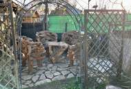 CHARMANTES WOHNEN MIT GARTEN