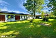 Bungalow mit zwei Wohneinheiten auf rund 1.800 m² großem Grundstück in Seewalchen am Attersee