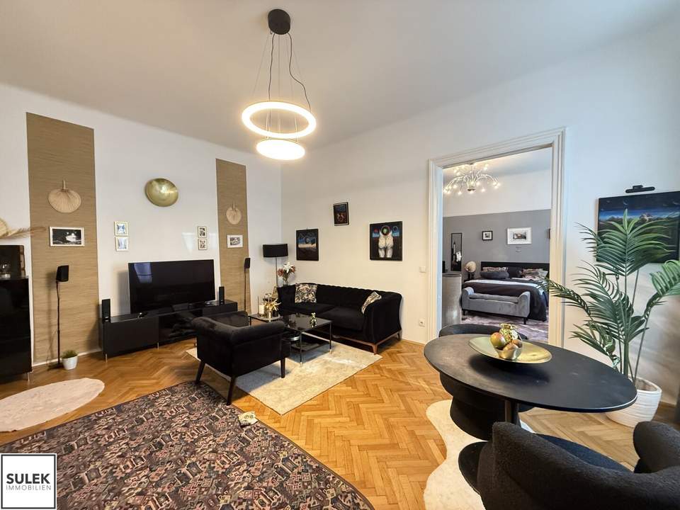 Charmante 2,5 Zimmer Altbauwohnung direkt an der Mariahilferstraße: ab JUNI verfügbar!