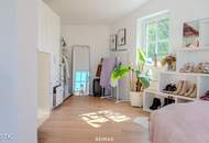 Großzügiges Wohnhaus mit Pool