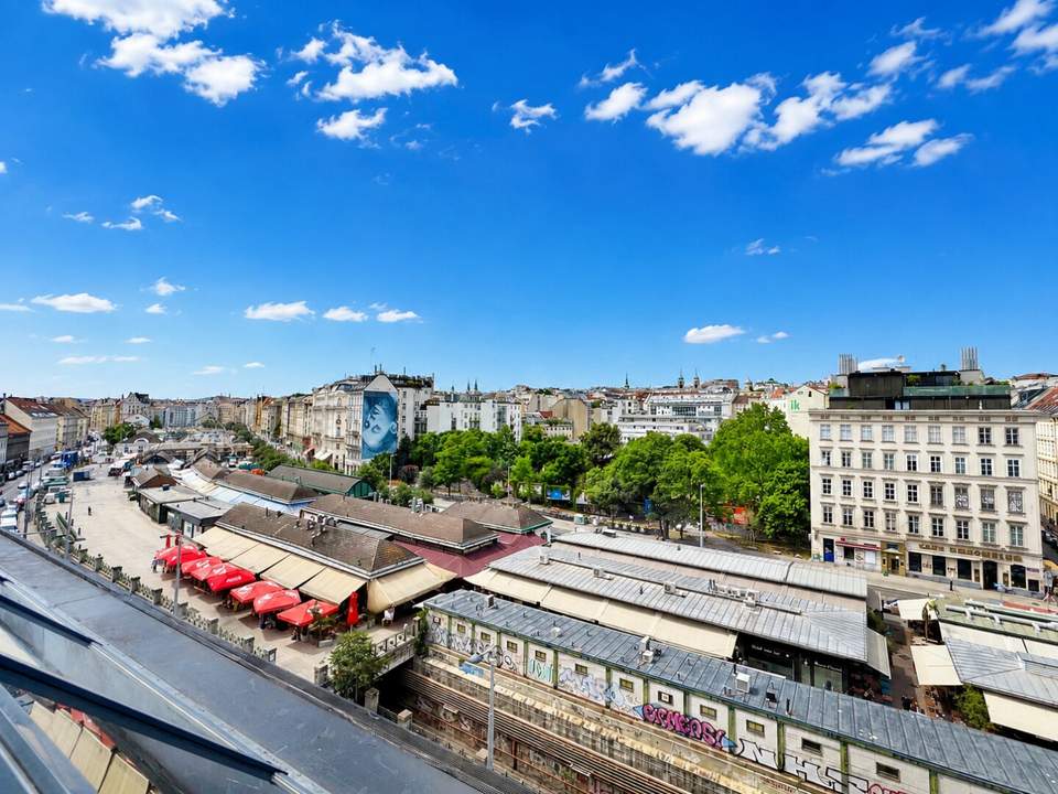 ÜBER DEN DÄCHERN DES NASCHMARKTES ! PENTHOUSE FOR SALE !