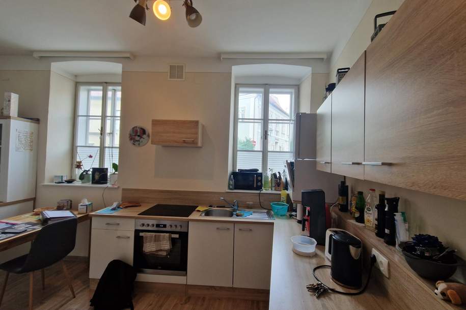 FREUNDLICHE ERDGESCHOSSWOHNUNG IM ZENTRUM VON GROßWEIKERSDORF MIT PARKPLATZ, Wohnung-kauf, 99.000,€, 3701 Tulln