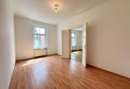 Charmante 2-Zimmer-Altbauwohnung mit Balkon