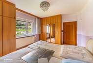 Sonnige Liegenschaft mit Traumgarten, Pool und Grillplatz - Schneebergblick vom Balkon