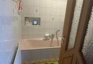 Älteres Haus mit Nebengebäude und Garage. Herrlicher Gebirgsblick SONDERPREIS