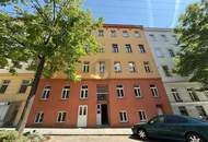 HOCHWERTIG SANIERTER ALTBAU MIT AUSSENDÄMMUNG