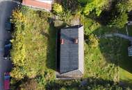 Ihr Platz zum Ankommen – Grundstück mit Altbestand und Weitblick