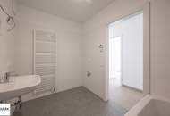 VIDEOTOUR: ab sofort freundliche, helle 3 Zimmer Erstbezugswohnung + Balkon + 2 Parkplätze mieten, später kaufen!