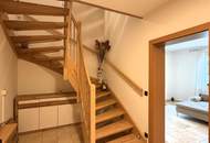 Exklusive Wohneinheit im Eckreihenhaus mit Luxusgarten &amp; Pool // Exclusive unit in a corner townhouse with a luxurious garden and pool //