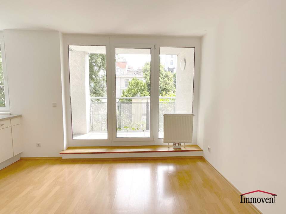 TEILWEISE HOFRUHELAGE - 2-Zimmerwohnung mit Balkon (Mietbeginn 01.02.2026)