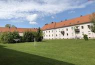 Wohnen mit Charme! Ruhige 3-Zimmer-Erdgeschosswohnung in Steyr-Münichholz mit Grünblick, hellem Wohnbereich &amp; stilvollem Ambiente – perfekt für alle, die das Besondere lieben!