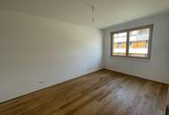 PROVISIONSFREIE bezugsfertige und gut geschnittene 2 Zimmer Wohnung mit Balkon und KÜCHE__T22