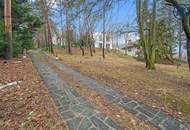 Wo die Seele ihr Zuhause findet: Ein Kunstwerk zwischen Wald und Wien