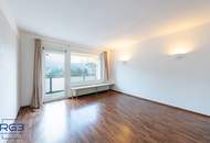 Wohnen mit Weitblick – helle 2-Zimmer-Wohnung im 6. Stock mit Loggia