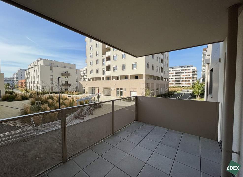 Attraktive 2-Zimmer-Wohnung mit Balkon nahe U1 - ideal für Paare oder Singles