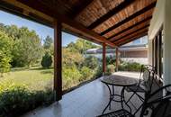 "Charmanter Bungalow mit idyllischem Garten in Wolfpassing"