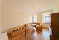 ++NEU++ Sanierungsbedürftige 2-Zimmer ALTBAUWOHNUNG mit Balkon!