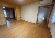 Großzügige Liegenschaft | attraktives Einfamilienhaus mit Galerie|1.706 m² Grundstück | 2 Garagen!