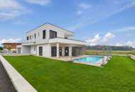 Erstbezug Luxus Villa in ruhiger Lage