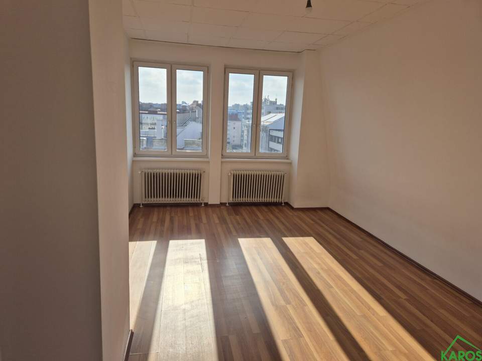 Moderne 2-Zimmer-Wohnung mit Fernblick - Top Lage mit Küche!