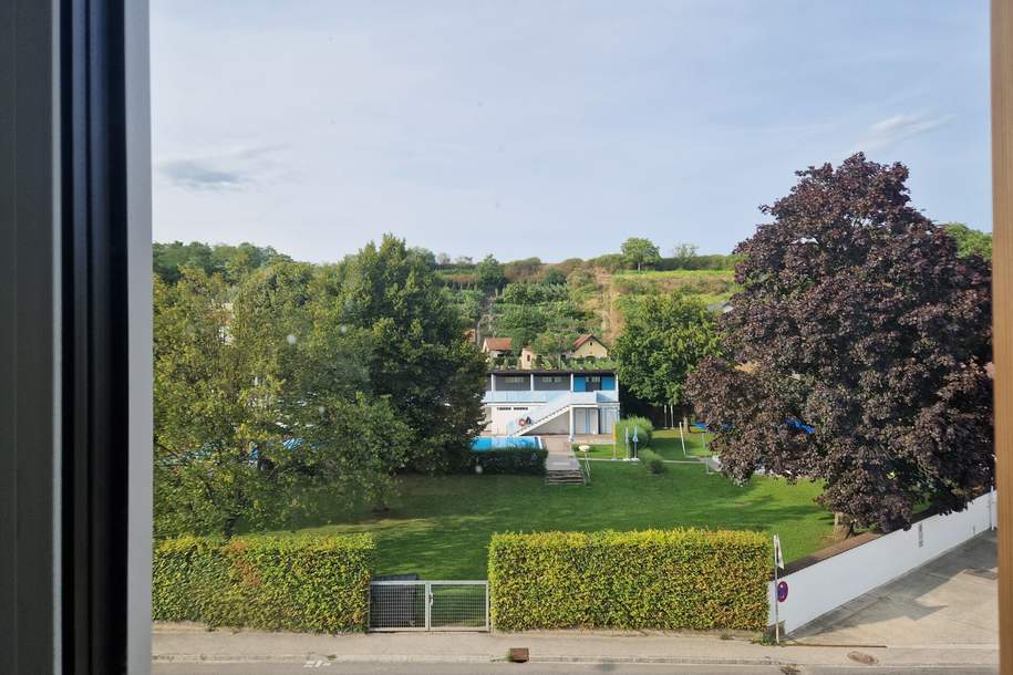 GUT GESCHNITTENE TRAUMWOHNUNG IM DACHGESCHOSS MIT TOLLER TERRASSE UND FERN- SOWIE WAGRAMBLICK - PROVISIONSFREI, Wohnung-miete, 826,51,€, 3470 Tulln