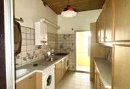 Toplage bei Neubaugasse! Sanierungsbedürftiger 3-Zimmer-Altbau im 2. Stock