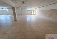 Große Geschäftsfläche in guter Lage zu verkaufen!