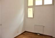 HOLBEINGASSE, 68 m2 Altbau, Wohnküche, 2 Zimmer, WG-geeignet, Komplettküche, Wannenbad, Parketten, 4. Liftstock