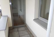 PROVISIONSFREIE, TRAUMHAFTE, SEHR GEPFLEGTE 2-ZIMMER-TERRASSENWOHNUNG IN TOPLAGE IM ZENTRUM