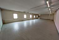 Geschäfts-, Gewerbe- und Bürogebäude im Zentrum