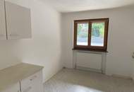 Wohnhaus mit großem Garten in guter ruhiger Lage - Grundstück auch teilbar !!