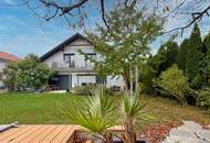 Lebensqualität pur: Großzügiges Einfamilienhaus mit traumhafter Pool-Landschaft