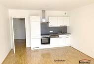SOMMERAKTION* - ERSTES MONAT MIETFREI - kleine Wohnung mit Loggia!