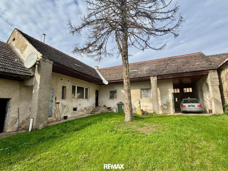 Viel Potenzial auf 756m² - Sanierung oder Neubau möglich!