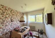 Jetzt zugreifen- Sanierungsbedürftige Wohnung in Toplage der Südtstadt