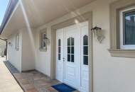 Ultimativer Luxus im Mediterranen Stil: Sensationeller Bungalow mit Pool in Exklusiver Ausstattung und Top Ruhelage, hier erfüllt sich Jeder Wohntraum