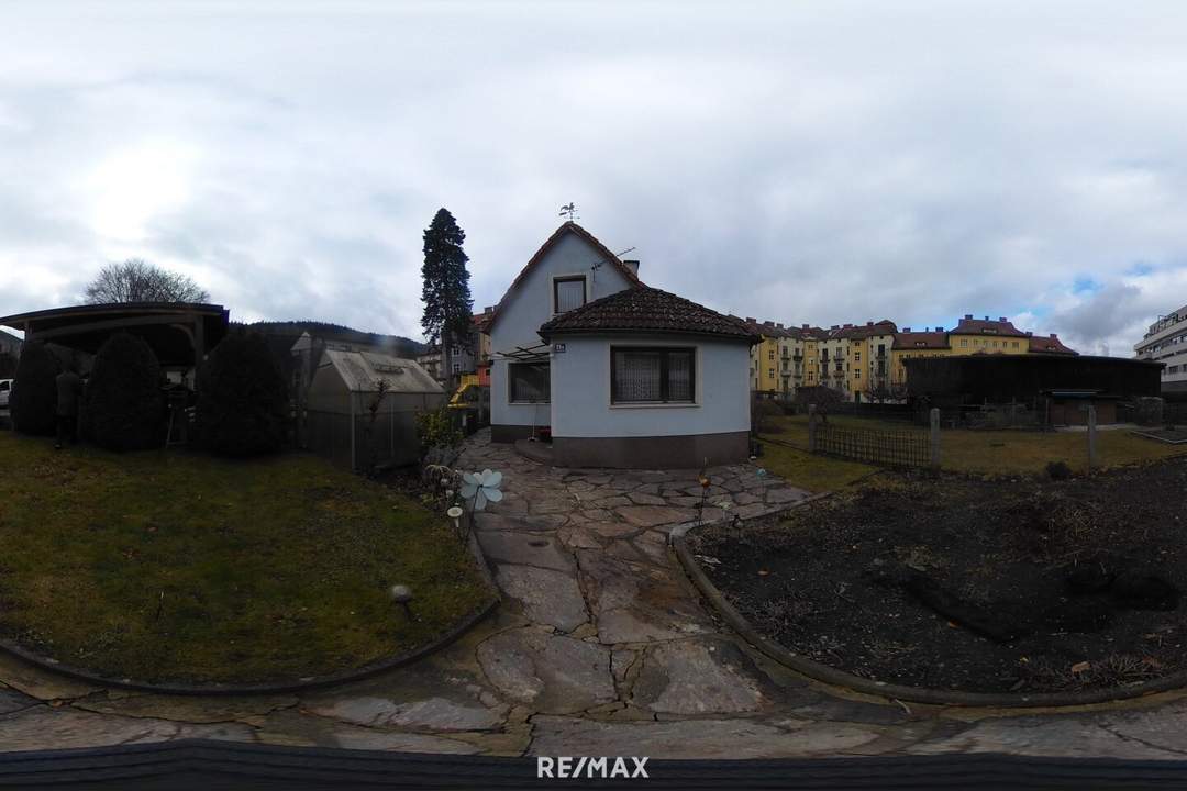 ***Charmantes „Hexenhäuschen“ mit Garten – zentrumsnah in Bruck an der Mur***