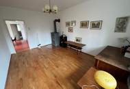 Großzügiges Wohnhaus auf großem Grundstück in idyllischer Lage! Sanierungsbedürftig!