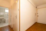 Großzügige 2-3 Zimmer Wohnung in 1030 Wien, 3. Etage, 95,89 m², sanierungsbedürftig!