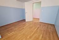 UNBEFRISTET, HOFRUHELAGE, 106 m2 Gewerbefläche mit 41 m2 Terrasse, 4 Zimmer, Küche, Sanitäranlagen, Parketten