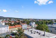 Grand Living: Stilvolle 3-Zimmer-Residenz mit Pool und Noblesse: Palais & Villa