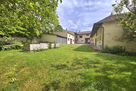 4.361m² Bauland in toller Lage für Ihre Ideen! -- Liegenschaft mit zwei separaten Wohneinheiten, Nebengebäude, Innenhof, Haus-kauf, 680.000,€, 2020 Hollabrunn