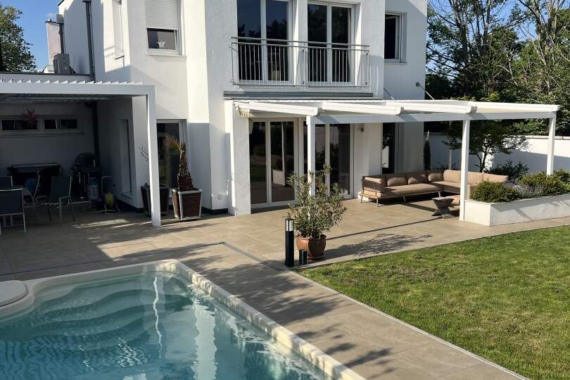 EINFAMILIENHAUS mit Swimmingpool, Lounges und Blick auf den Husarentempel! KLIMATISIERT!, Haus-kauf, 1.290.000,€, 2372 Mödling