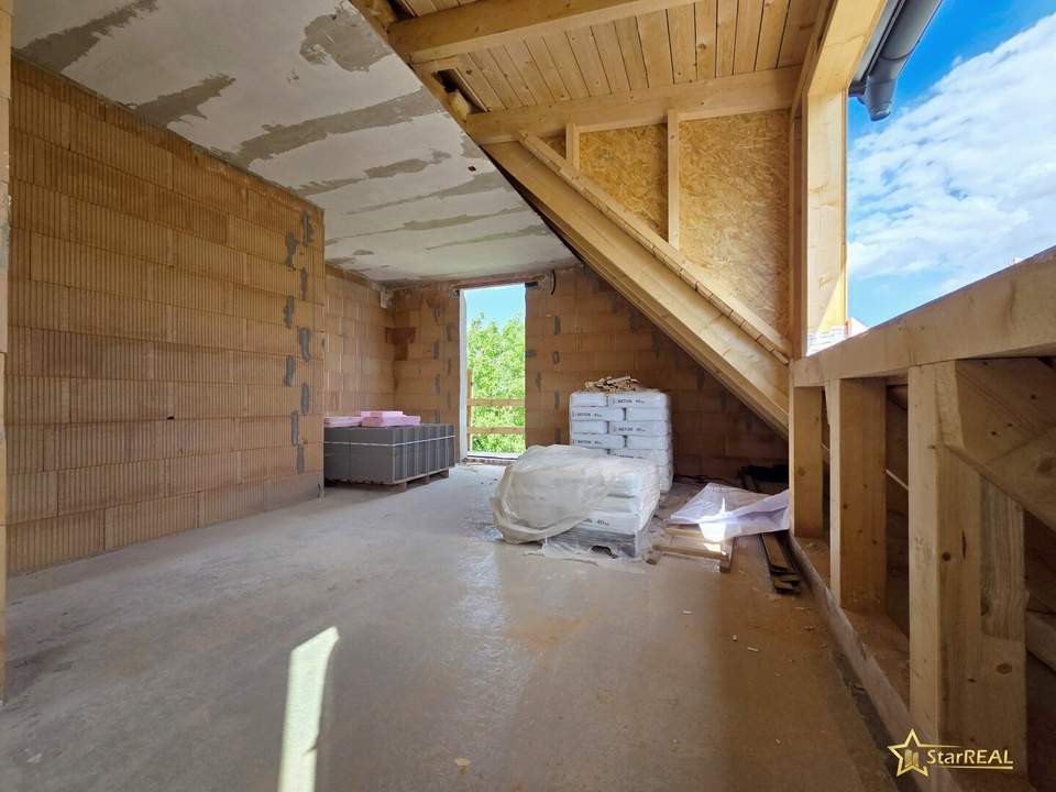 IN BAU! NÄHE GYM SIMONSGASSE. 5 ZIMMER-ZIEGELHAUS. KELLER. 90m² GARTEN. PHOTOVOLTAIK. TOP AUSSTATTUNG. PROVISIONSFREI für den Käufer.