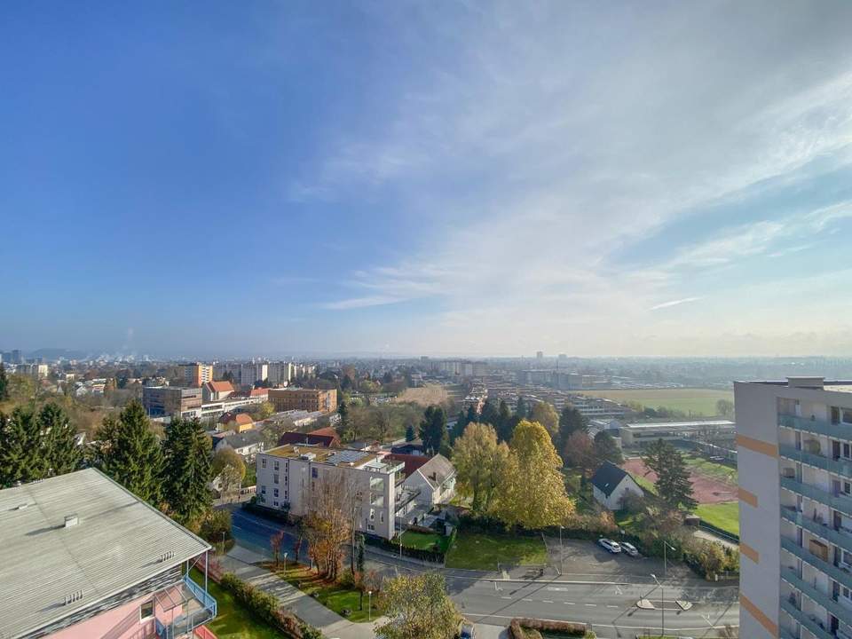 Graz zu Füßen: 2-Zimmer-Wohnung im 8. Stock mit großzügiger Loggia